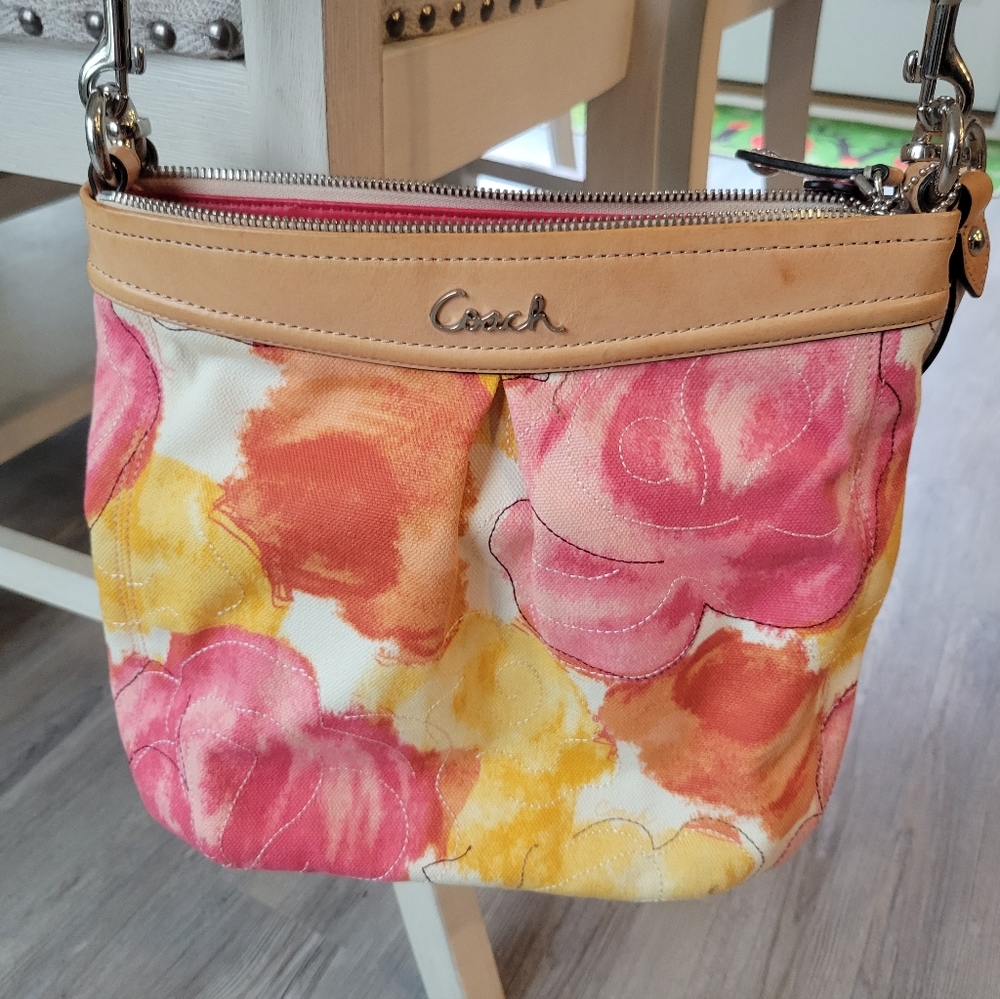 Coach shoulder purse
